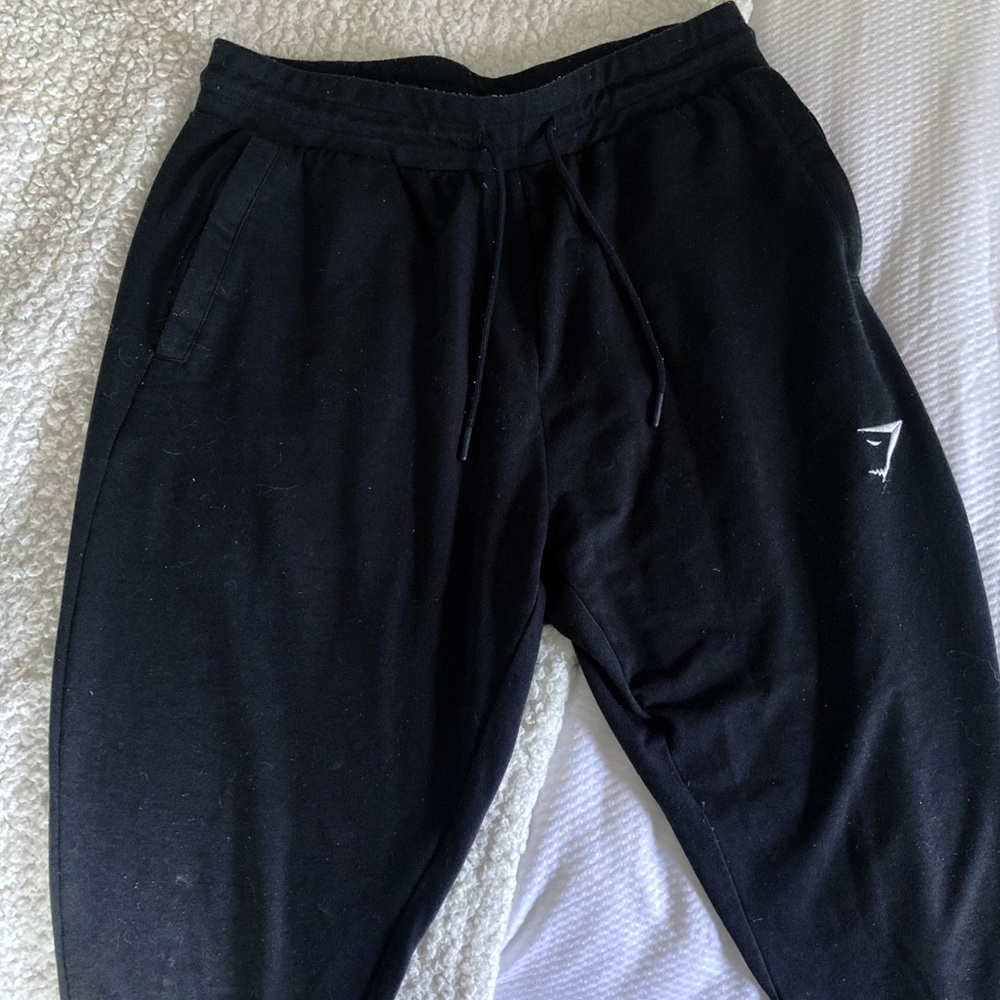Gymshark Mens Joggers (black, size M)